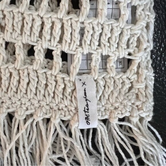 One Teaspoon Husk Bodice Crochet Halter Top Cropped with Fringe Sz S - Picture 7 of 12